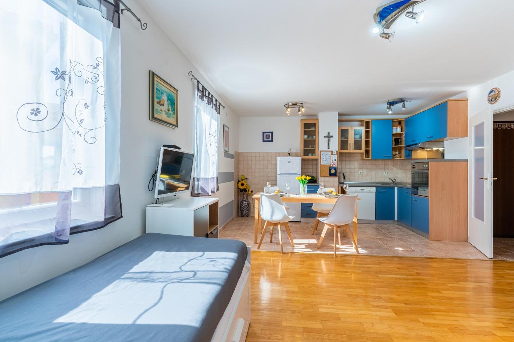 Apartment Kristian Cres Esterno foto