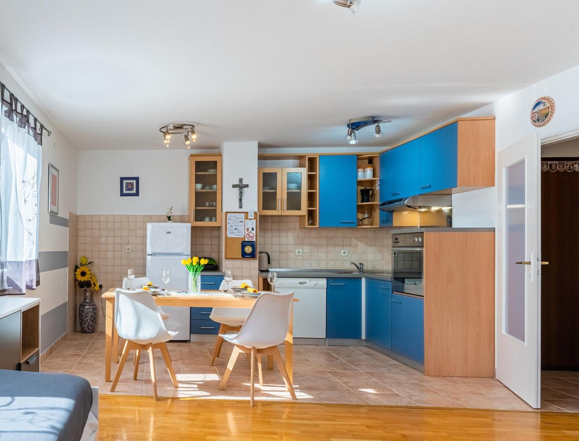 Apartment Kristian Cres Esterno foto