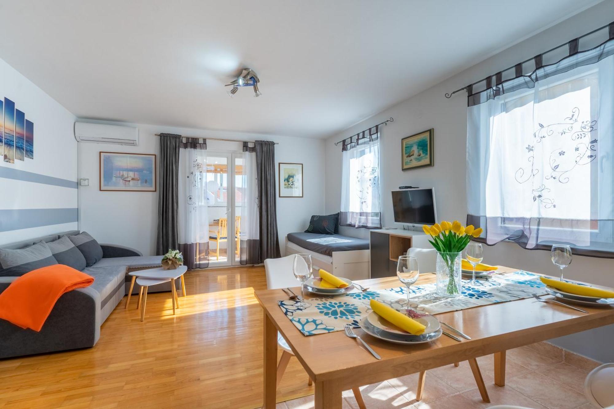Apartment Kristian Cres Esterno foto